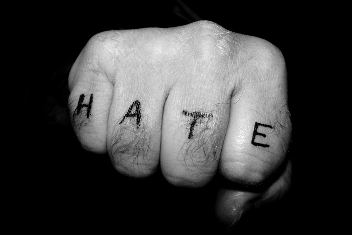 no hate with a fist