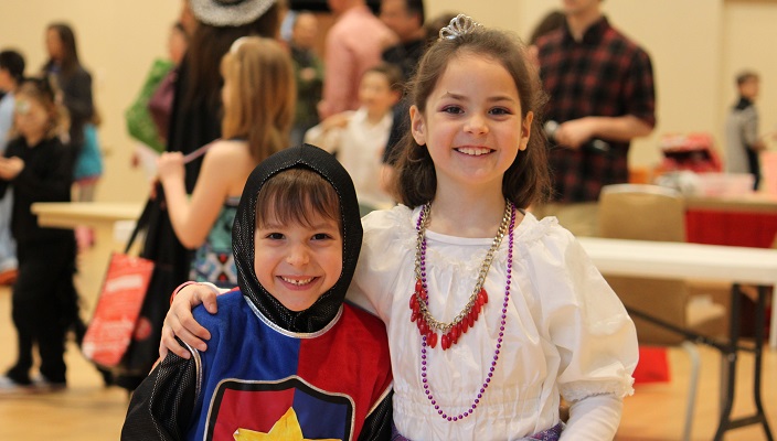 Purim Carnival: Kids in Costumes 