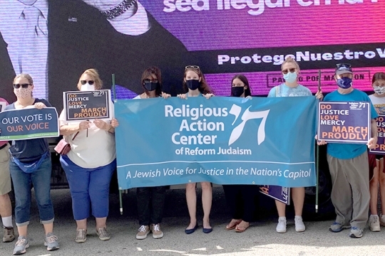 Rabbi Rachel Greengrass, center, and members of RAC-FL at the March On for Voting Rights Votercade on August 28th.